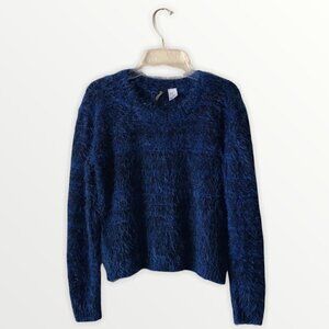 H&M Divided Solid Fuzzy Knit Long Sleeve Cropped Sweater